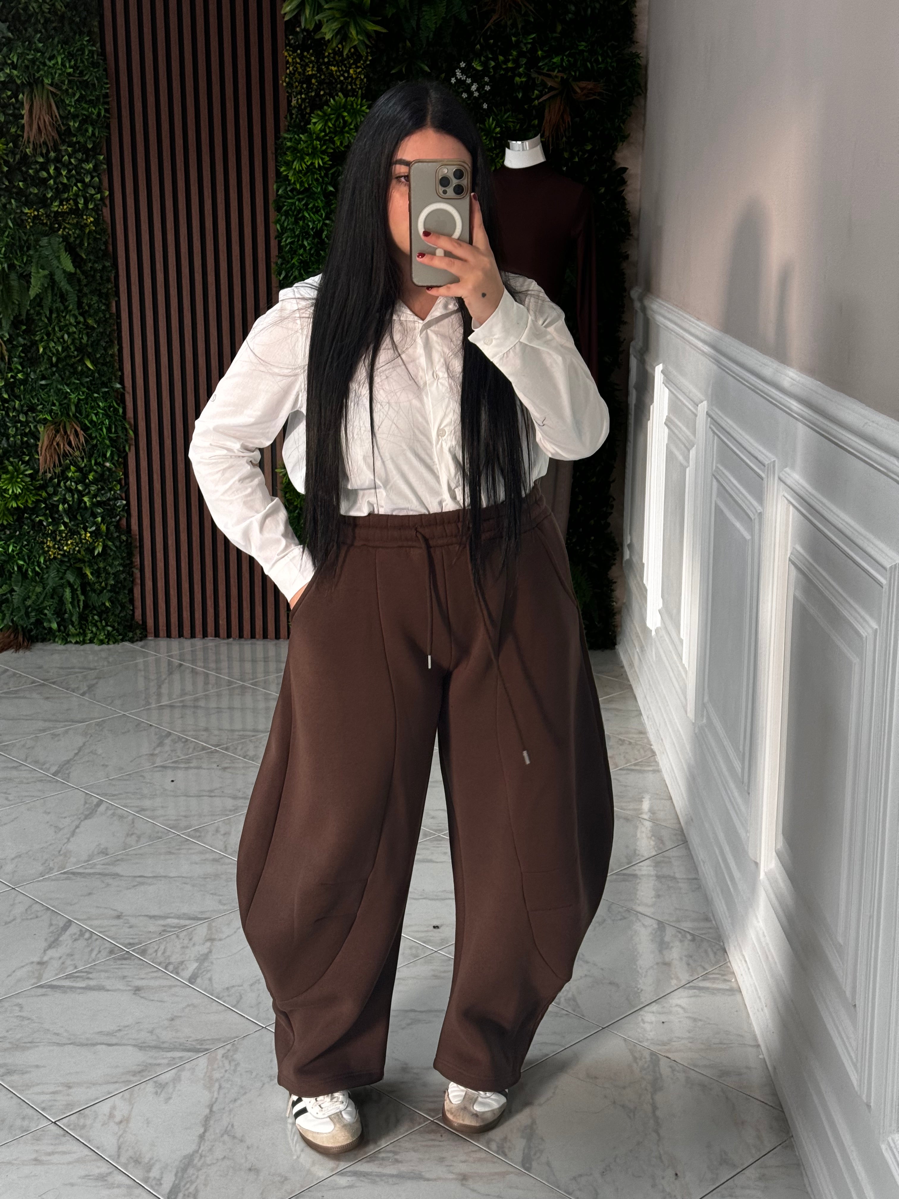 Pantatuta Street Marrone