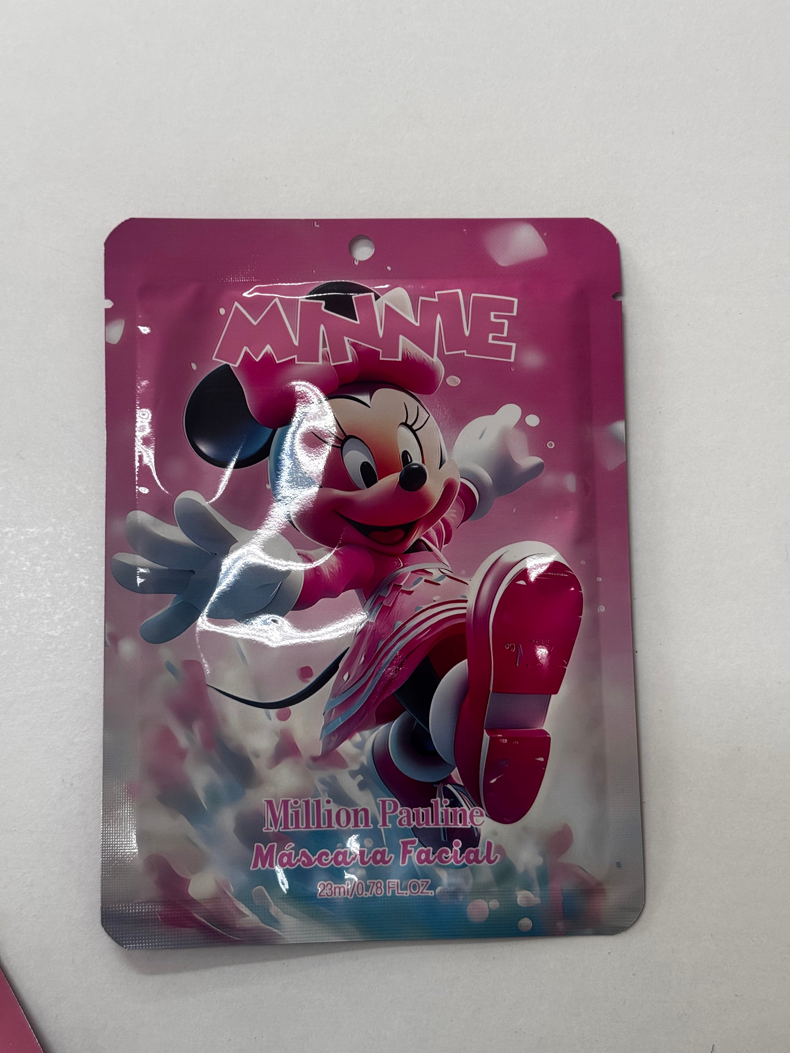 Maschera viso in tessuto